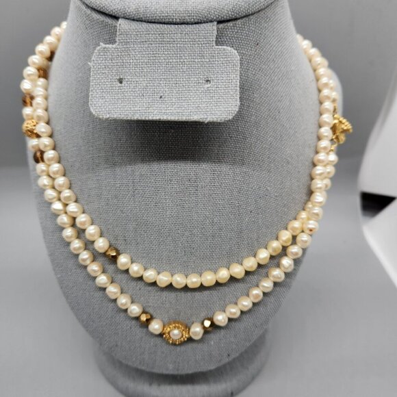 Vintage Liz Claiborne Faux Pearl Crystal Gold Tone Long Necklace 39" - Picture 1 of 4